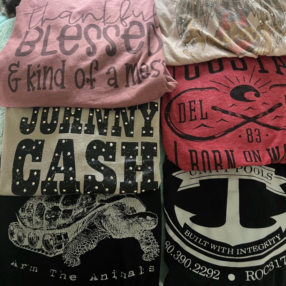 6 T shirts nearly new xlg
